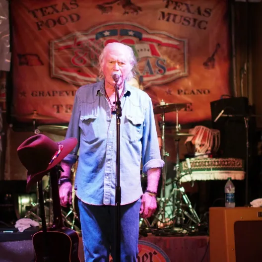 Bar where Billy Joe Shaver shot Billy Bryant Coker — Lorena, USA