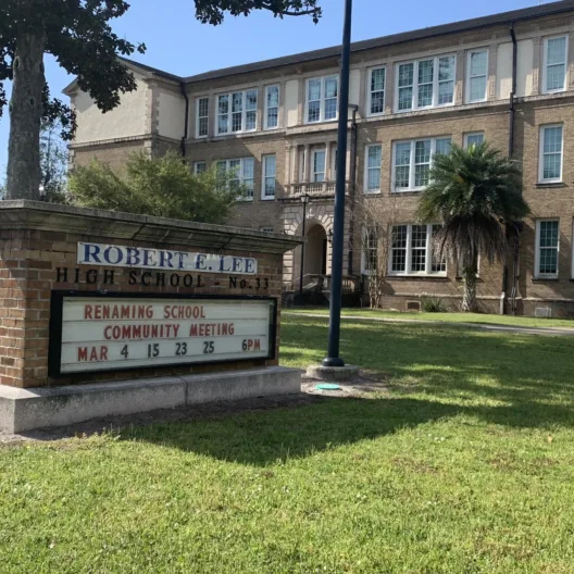Robert E. Lee High School — Jacksonville, USA