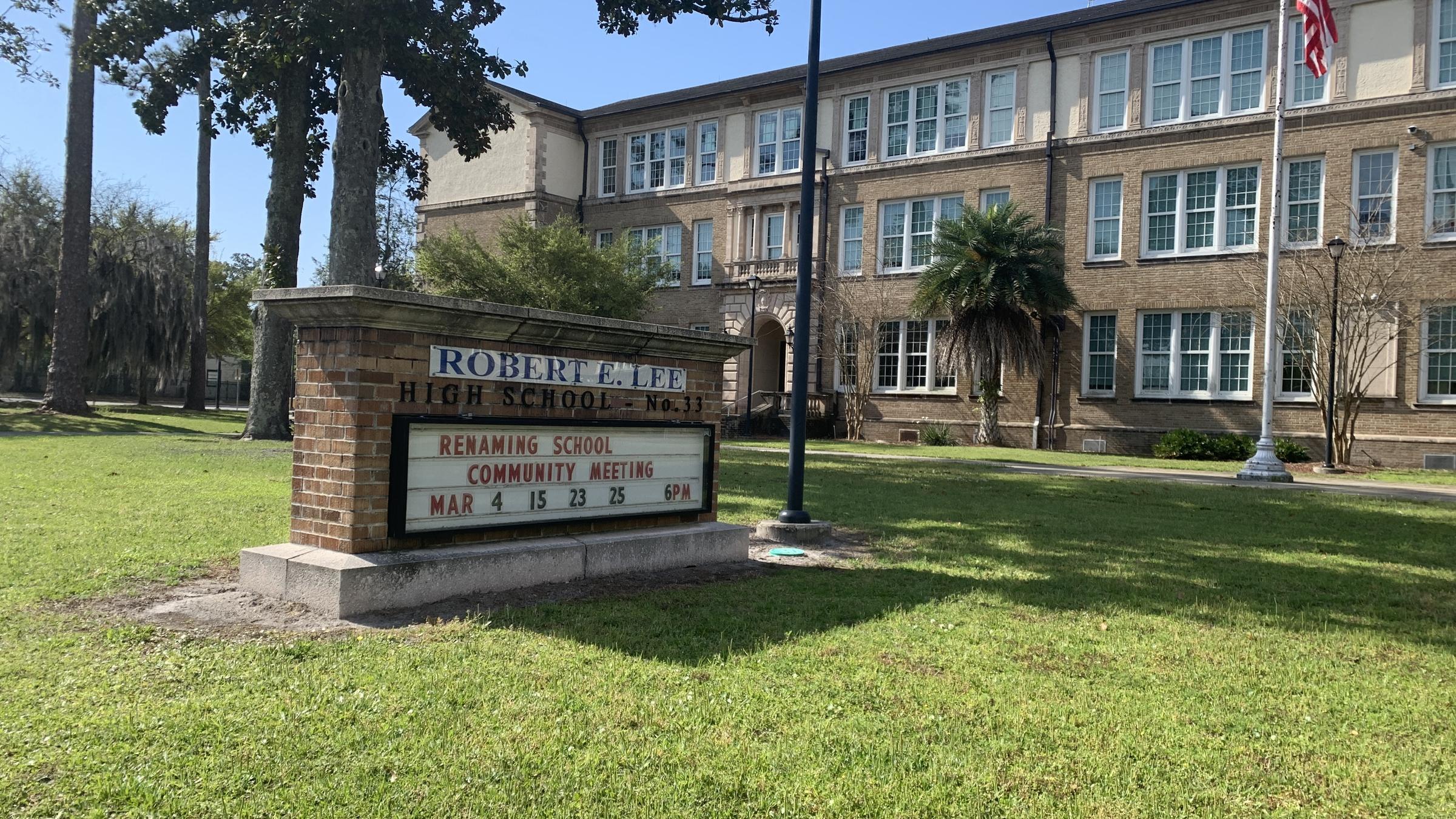 Robert E. Lee High School