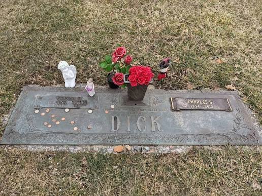 Shenandoah Memorial Park — Patsy Cline gravesite